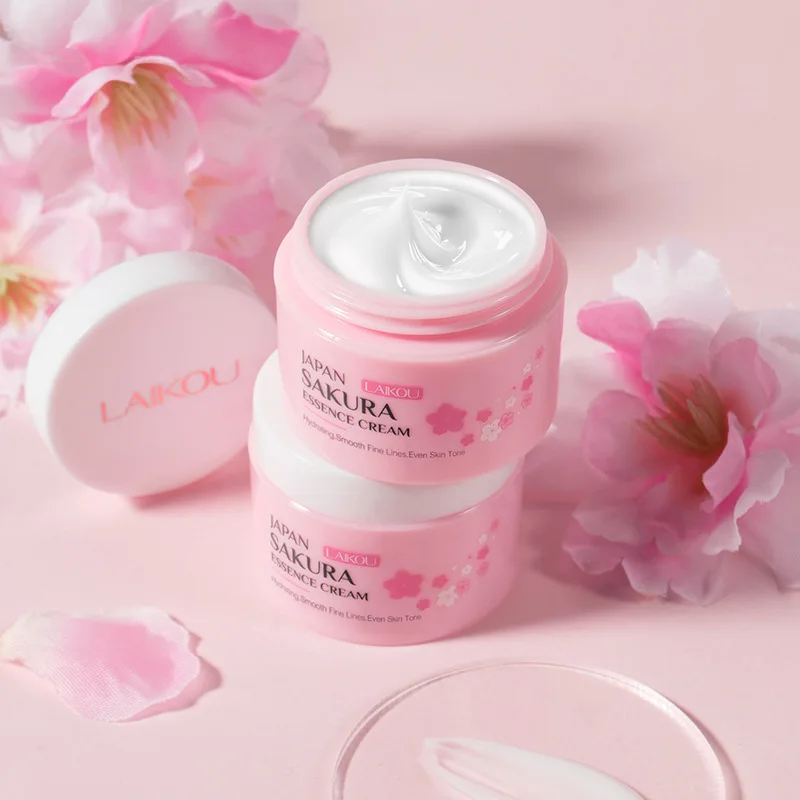 LAIKOU Japan Sakura Essence Cr – Vitamin C Serum recenzja i cena